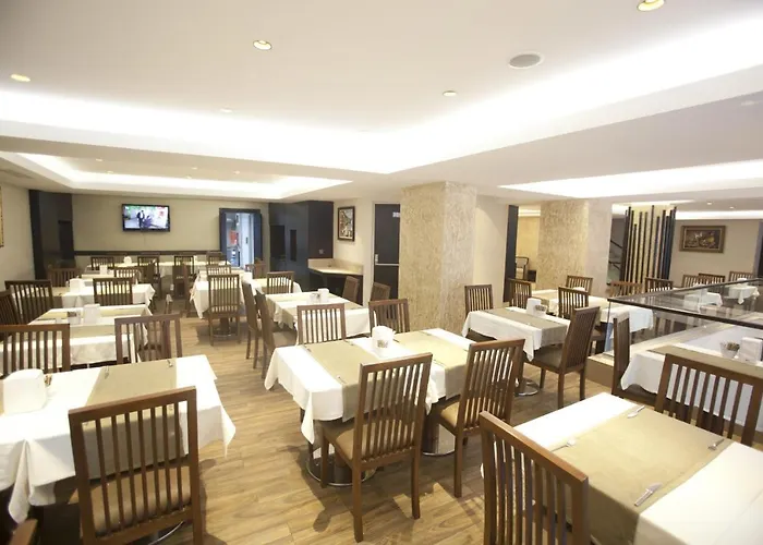 Hotell Grand Laleli 3*